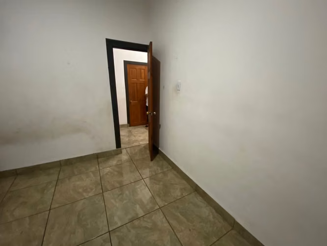 Vendo Propiedad San José Comercial y Residencial" planta baja