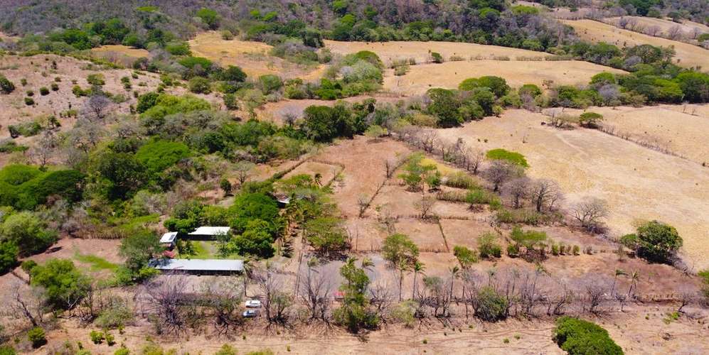 Finca Ganadera en Cañas Guanacaste - Vista a Cerro Pelado - Energía