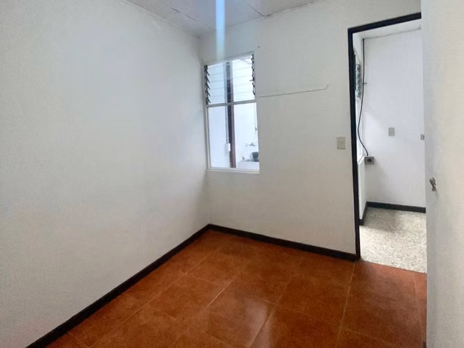 Casa en Alquiler San José Centro | Ideal para Oficinas o Vivienda | Cerca Barrio Chino | - Imagen 11