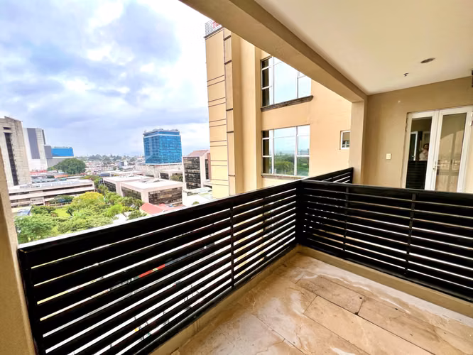 Venta apto con terraza y vistas a la ciudad, La Sabana. (IC) - Imagen 6