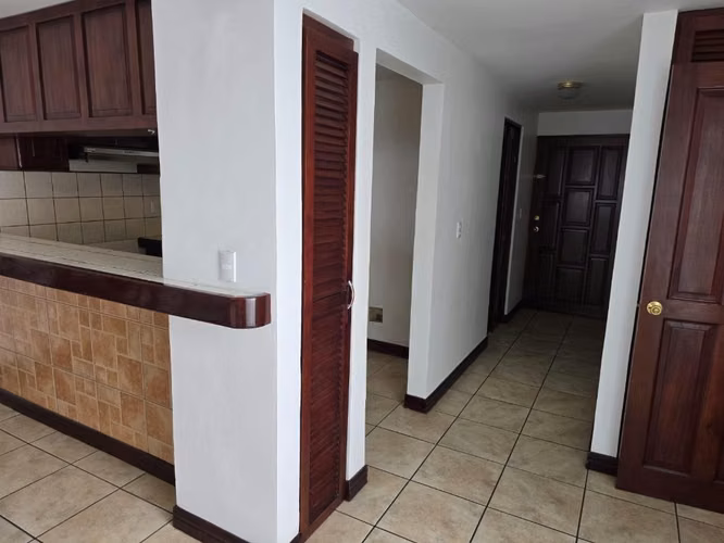 APARTAMENTO EN ALQUILER ESCAZÚ TREJOS MONTEALEGRE - Imagen 6