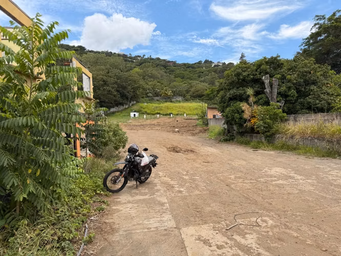 Santa Ana 5785 m2 del auto mercado 600 sur