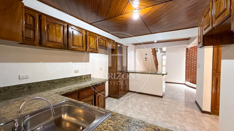 Se Alquila Casa Independiente con Patio en Curridabat 4 Habitaciones NOJ1246JB - Imagen 16