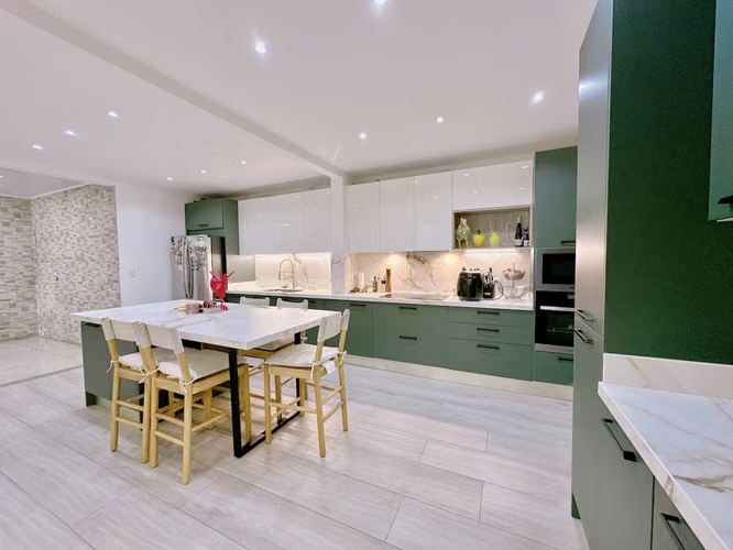 GUACHIPELIN, ESCAZÚ: VENTA DE CASA EN CONDOMINIO - 326 MTS - Imagen 2