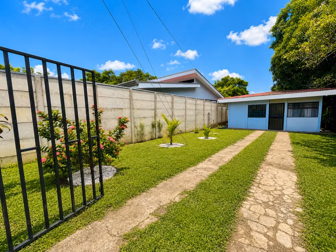 Casa en venta Orotina