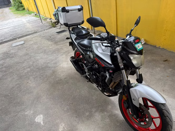 Se vende Yamaha MT-03