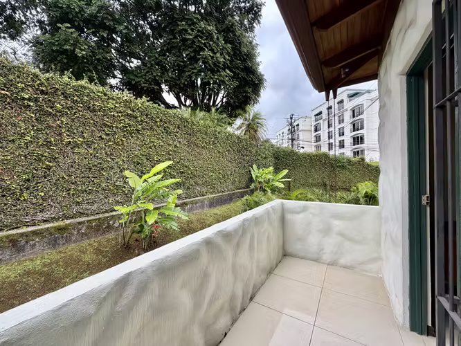Casa en venta en condominio en Curridabat, San José