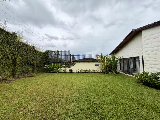 Casa en venta en condominio en Curridabat, San José