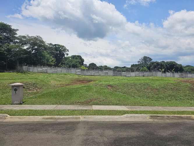 Lote en Condominio Hacienda Santander, Tacares de Grecia, Alajuela