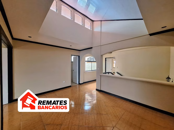 Casa en Urbanización Biamonte, Coronado, Remate