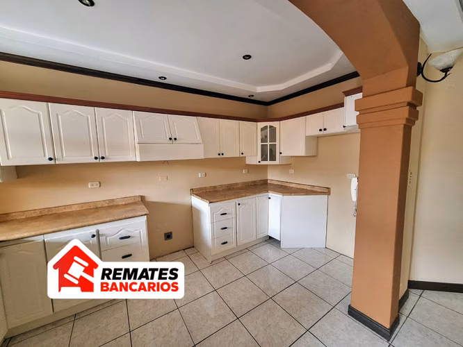 Casa en Urbanización Biamonte, Coronado, Remate