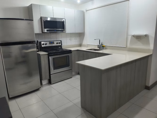 VENTA DE CASA EN CONDOMINIO MONTES DE OCA