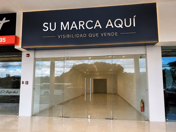 Local en Del Barrio Granadilla — junto a Vindi, Farmacia Santa Lucía y Pizza Hut, sobre Ruta 221
