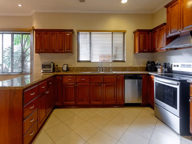 VENTA O ALQUILER DE CASA DE UNA PLANTA EN BOSQUES DE LINDORA - Imagen 14