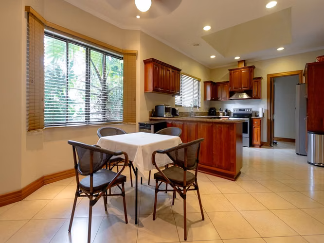 VENTA O ALQUILER DE CASA DE UNA PLANTA EN BOSQUES DE LINDORA - Imagen 12