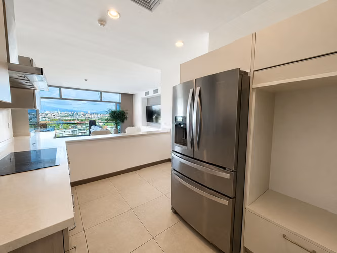 VENTA DE APARTAMENTO EN CONDOMINIO CERRO ALTO, ESCAZÚ - Imagen 8