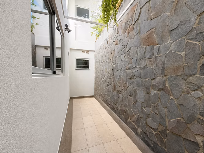 VENTA DE APARTAMENTO EN CONDOMINIO CERRO ALTO, ESCAZÚ - Imagen 10