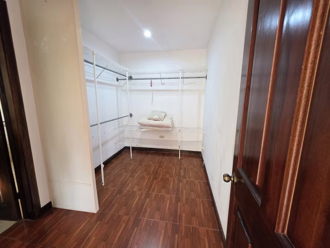  Alquiler Casa de lujo totalmente amueblada| Laureles de Escazú