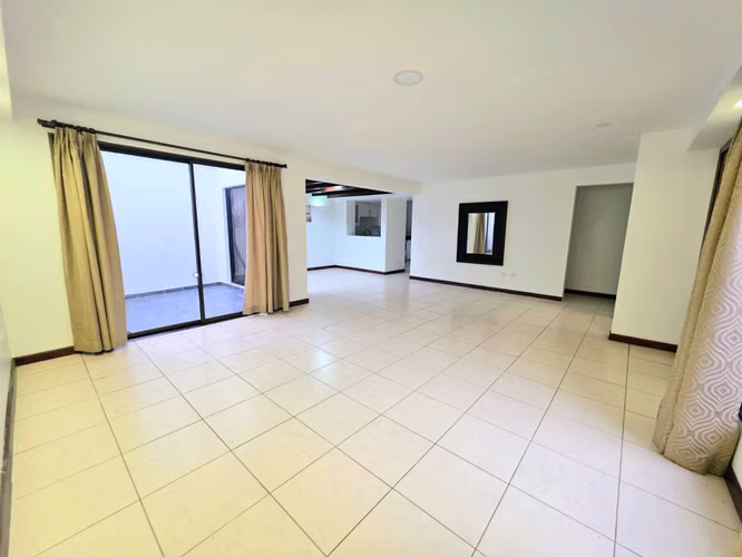  Alquiler de casa familiar en condominio| Laureles de Escazú - Imagen 5