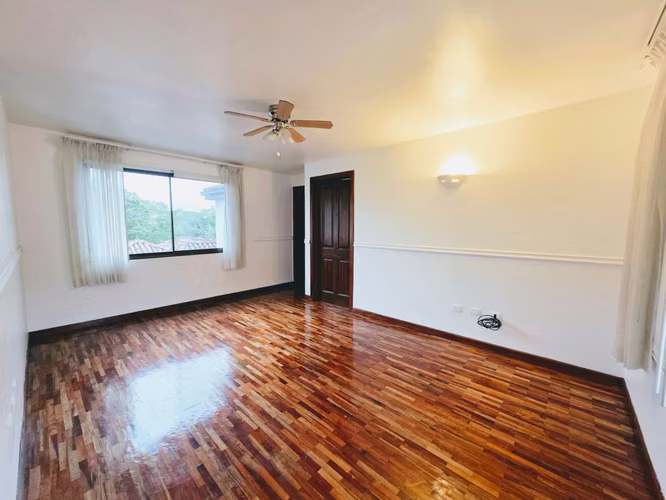  Alquiler de casa familiar en condominio| Laureles de Escazú - Imagen 14