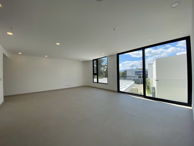 VENTA DE APARTAMENTO EN MID - Imagen 3