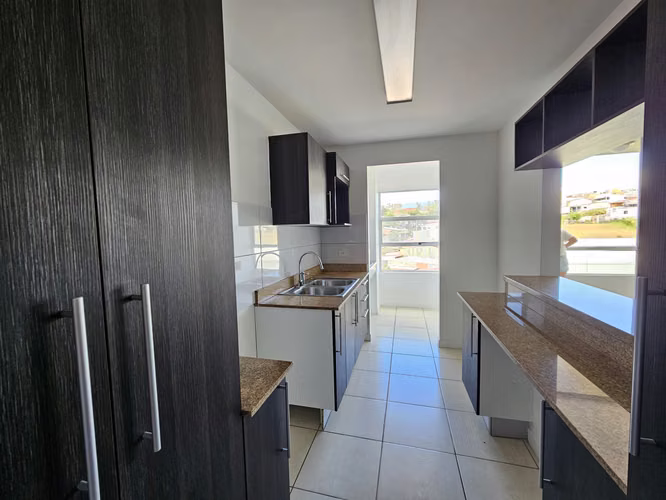 Apartamento recién remodelado en Bellavista, a 1 Km Ruta #1, Heredia - Imagen 14