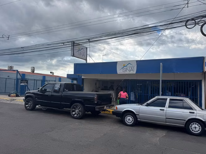 VENTA DE EDIFICIO COMERCIAL DE USO MIXTO EN EL CENTRO DE GRECIA, ALAJUELA#6057