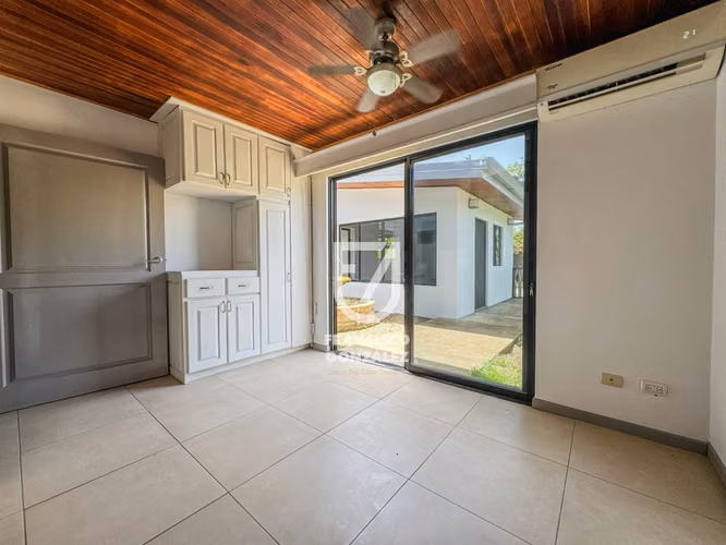 Grecia/Alquiler/Casa a solo 2km Zona Franca Evolution