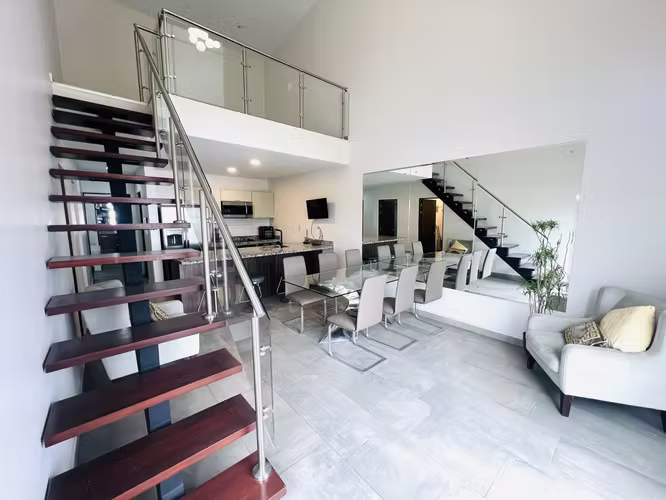  Apartamento Loft Amueblado en Alquiler | Verona, Rohrmoser
