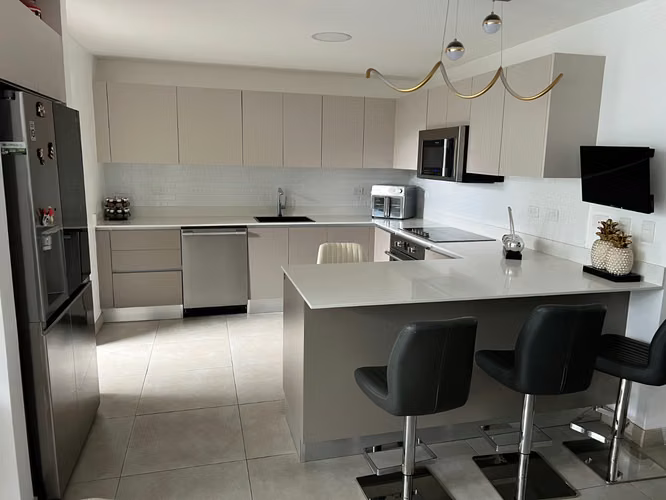 Venta de Casa en Condominio, Guachipelín, Escazú. 6059