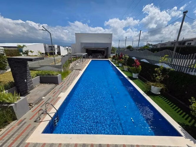 Venta de Casa en Condominio, Guachipelín, Escazú. 6059