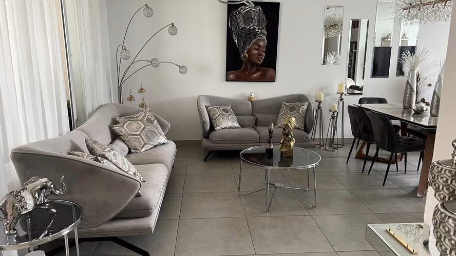 Venta de Casa en Condominio, Guachipelín, Escazú. 6059