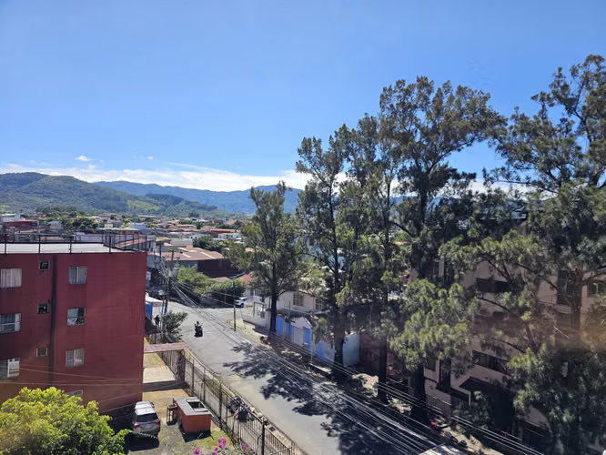 Apartamento en Condovilla, detrás Multicentro Desamparados, San José