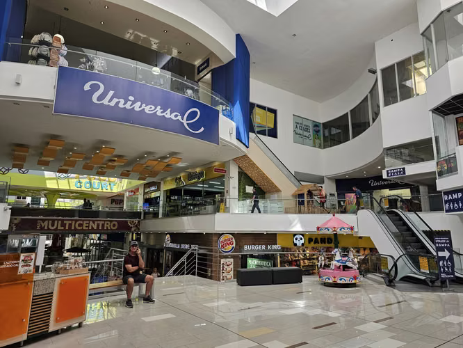 Apartamento en Condovilla, detrás Multicentro Desamparados, San José