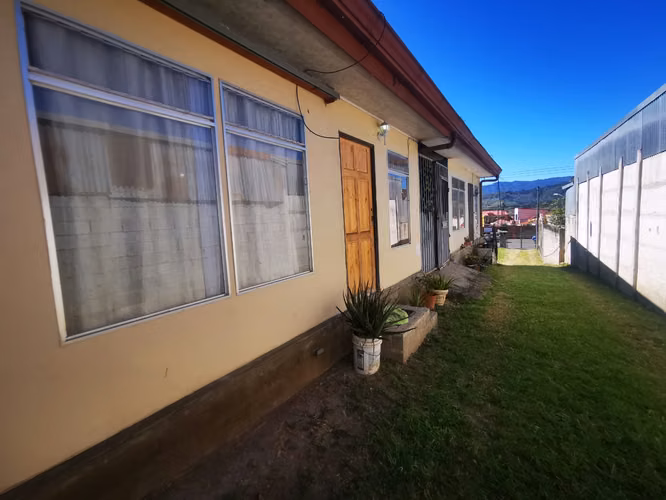 Venta de propiedad con lote y 3 Apartamentos Dulce Nombre Cartago-04 - Imagen 8