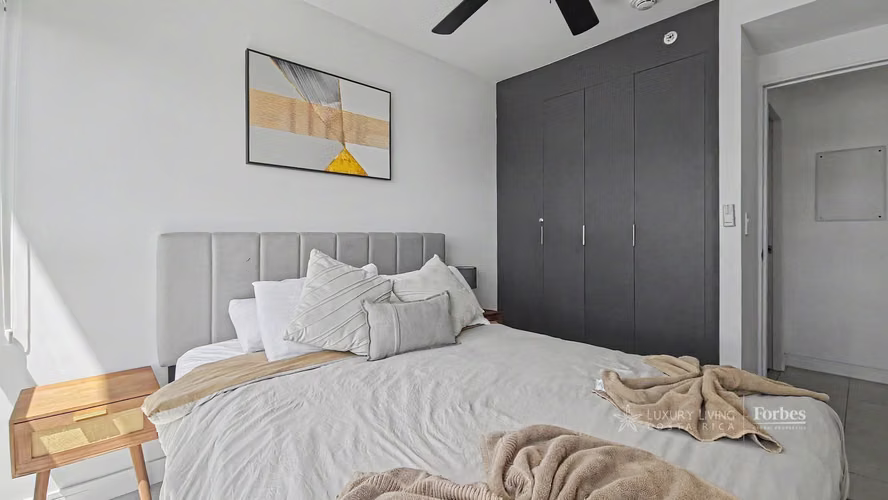 21461 - Apartamento en venta amueblado con vista, Rohrmoser