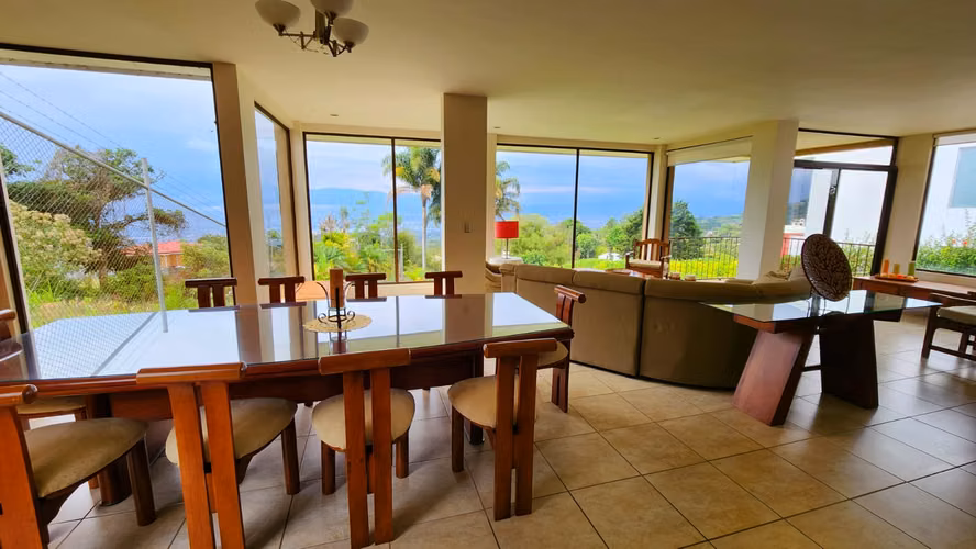 LUJOSA CASA DE MONTAÑA CON VISTAS EN SAN ANTONIO ESCAZU - Imagen 13