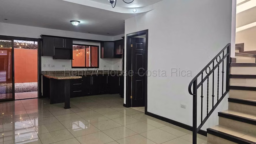 Casa en Alquiler La Union Cartago