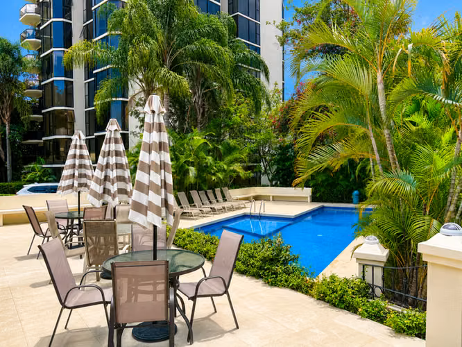 Condominio de Lujo con Espectaculares Vistas al Amanecer en Altos de Marbella, Escazú ID 27056 - Imagen 7