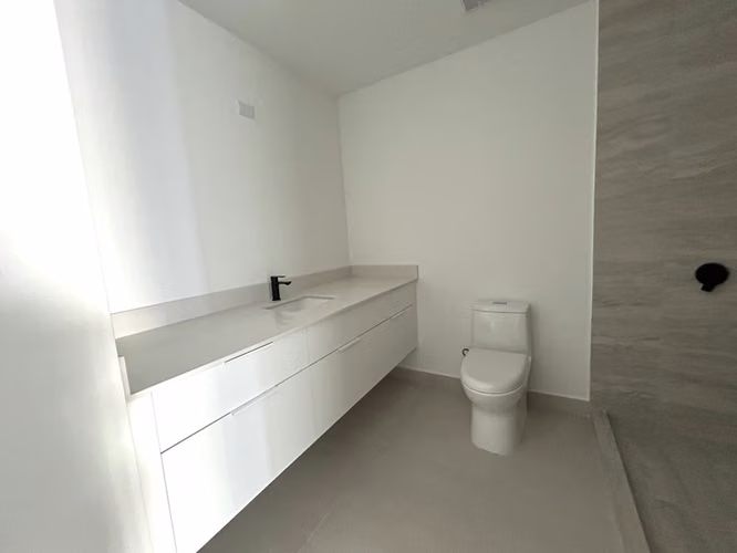 Penthouse de lujo para estrenar en Rohrmoser – Vistas espectaculares de la ciudad y la montaña ID25933 - Imagen 15