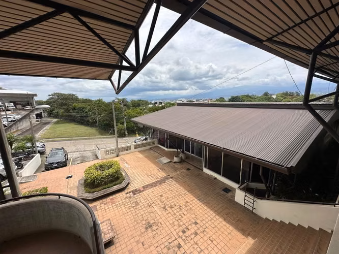 ALQUILER O VENTA DE LOCAL COMERCIAL EN ROHRMOSER - Imagen 5