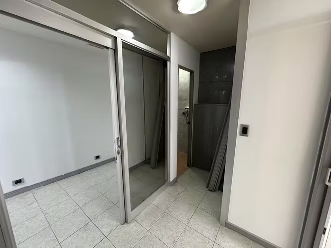 ALQUILER O VENTA DE LOCAL COMERCIAL EN ROHRMOSER - Imagen 12