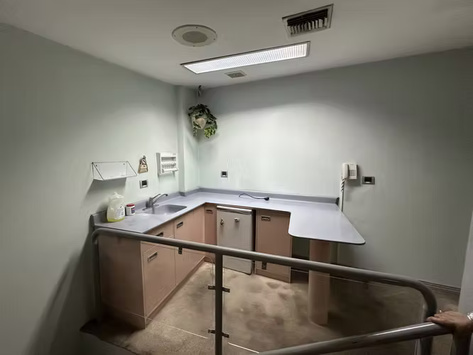 ALQUILER O VENTA DE LOCAL COMERCIAL EN ROHRMOSER - Imagen 15