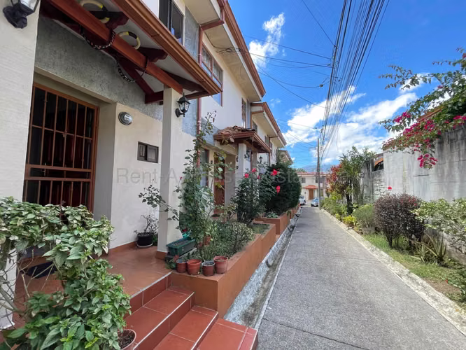 For sale in Barrio Córdoba Zapote