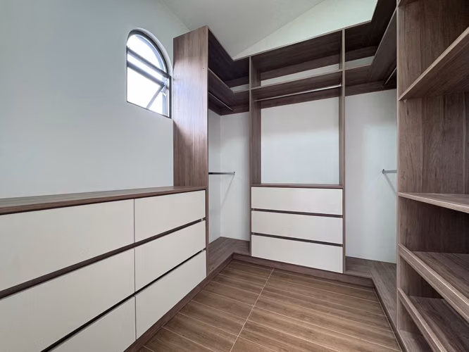 Venta de casa en Exclusivo Condominio -San Juan de La Unión