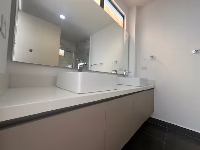 Comoda y Moderna casa en Alquiler en Guachipelin de Escazu con Linea Blanca - Imagen 15