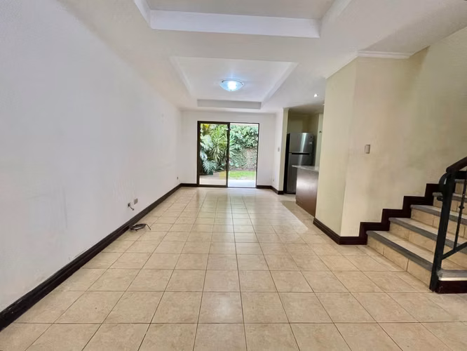 Casa en alquiler en Pozos Santa Ana  con Linea Blanca - Imagen 8