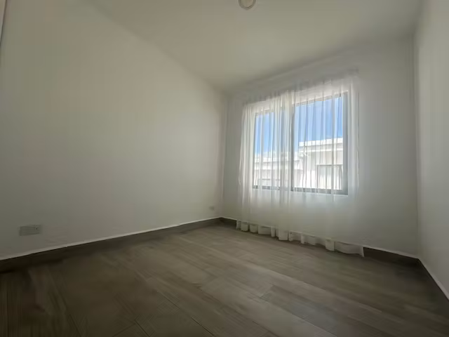 Comoda y Moderna casa en Alquiler en Guachipelin de Escazu con Linea Blanca - Imagen 9