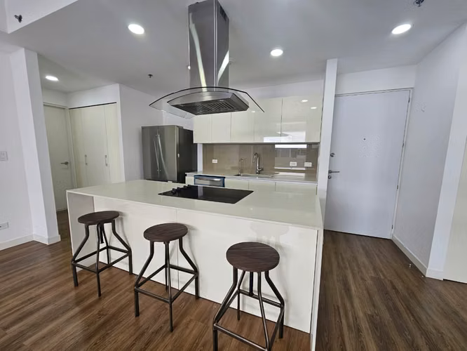 Apartamento en Escazú Village | 93 m² Habitable · 2 Habitaciones · 2 Baños · 2 Parqueos