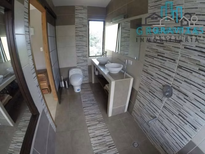 Alquiler de casa en los Altos, Escazú 300m2 ID 2028